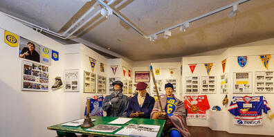 Neben dem Wintersportmuseum in Davos zeigen das Kirchner Museum, das Heimatmuseum und das Medizinmuseum unterschiedliche Aspekte des Lebens um die Wende vom 19. zum 20. Jahrhundert im mondänen Kurort Davos. "Mythos Davos" heisst die gemeinsame Aus...