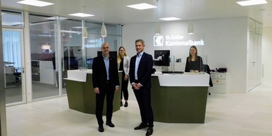 Niederlassungsleiter Thomas Lehmann und sein 15-köpfiges Team freuen sich auf Ihren Besuch am modernisierten Gossauer Standort.