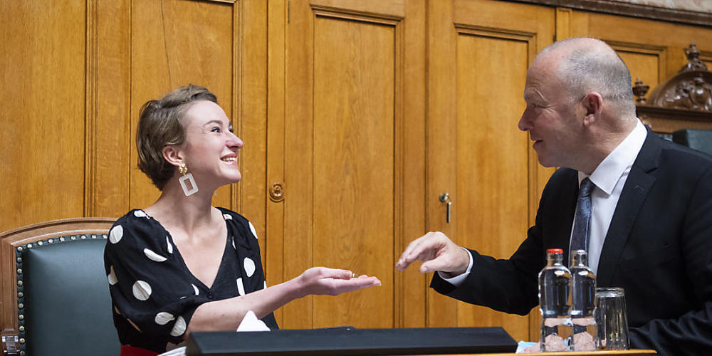 Die Aargauerin Irène Kälin (Grüne) übernimmt von SVP-Politiker Andreas Aebi (BE) das höchste Amt in der Schweiz: Sie wurde am Montag zur Nationalratspräsidentin gewählt.