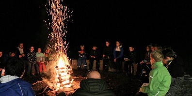 Die besonders schöne Stimmung am Lagerfeuer.