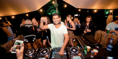 Sam Madi hat seine Leidenschaft zum Beruf gemacht: Als DJ und Produzent prägt er nicht nur die Ausgangs- und Musikkultur in Schaffhausen. 