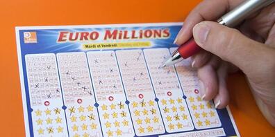 Auch Schweizerinnen und Schweizer fieberten mit: Der grösste Jackpot in der Geschichte der europäischen Lotterie wurde schliesslich in Frankreich geknackt. (Archivbild)