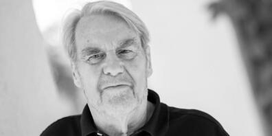 ARCHIV - Der langjährige ARD-Korrespondent und Reporter. Gert Ruge ist im Alter von 93 Jahren verstorben. Foto: Marc Müller/dpa