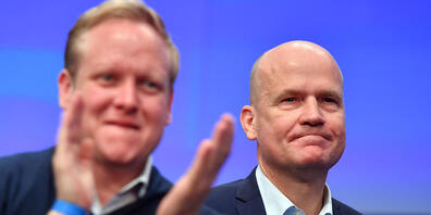 dpatopbilder - Ralph Brinkhaus (r), Vorsitzender der deutschen CDU/CSU-Bundestagsfraktion, und Tilman Kuban, Vorsitzender der Jungen Union (JU). Foto: Bernd Thissen/dpa