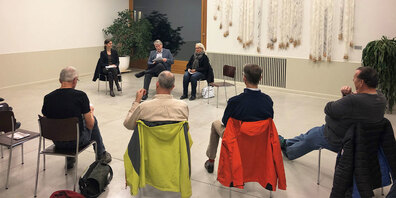 Zweitheimische informieren sich in Klosters.