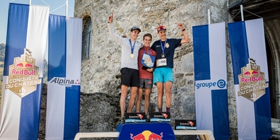Die Brüder Pascal (m.) und Sandro (l.) Schmid aus Amden teilen sich den 1. Platz.