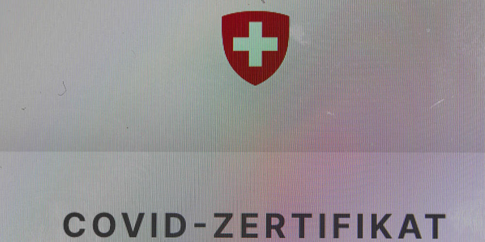 Die Kantonspolizei Appenzell Innerrhoden fand bei Kontrollen in Restaurants mehrere Gäste ohne oder mit einem gefälschten Zertifikat. (Symbolbild)