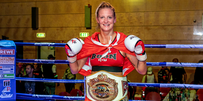 Den Titel holte sich Martina Steiner für die International Kickboxing Association, einer der grössten Kampfsport-Organisationen der Welt.