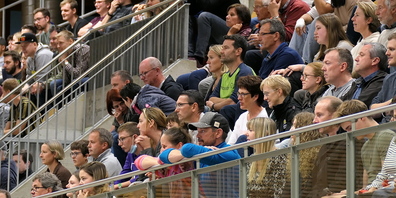 Ja, das waren noch die guten Vor-Corona-Zeiten, als man noch Bandenzauber in der Aegetenhalle sehen konnte