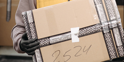 Ein Paketdieb wurde zu einer bedingten Freiheitsstrafe und einem 10-jährigen Landesverweis verurteilt. (Symbolbild)