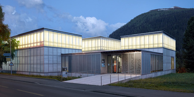 Der Bündner Heimatschutz lädt im Kirchner Museum in Davos zu einer Veranstaltung zum Thema «Vom Umgang mit  jungen Baudenkmälern» ein.