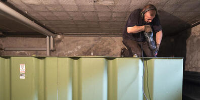 Raus mit der Ölheizung, rein mit der Wärmepumpe: Die Zürcherinnen und Zürcher stimmen am 28. November über das Ende von Öl- und Gasheizungen ab. (Symbolbild)