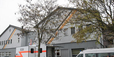 Die Winterthurer Fachstelle Extremismus und Gewaltprävention  wurde vor fünf Jahren aufgrund islamistischen Extremismus geschaffen. Hier eine Razzia in der inzwischen geschlossenen An'Nur-Moschee. (Archivbild)