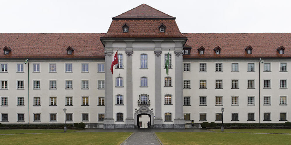 Die St. Galler Staatsverwaltung hat im letzten Jahr grosse Aufträge im Wert von 306 Millionen Franken vergeben. Über die Hälfte des Volumens ging an Betriebe aus dem Kanton.