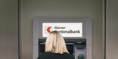 Der Dachverband der Arbeitnehmenden hat wie angekündigt das Referendum gegen die AHV-Reform ergriffen. Die Stabilisierung der AHV werde auf dem Buckel der Frauen ausgetragen, kritisiert Travail Suisse. (Symbolbild)