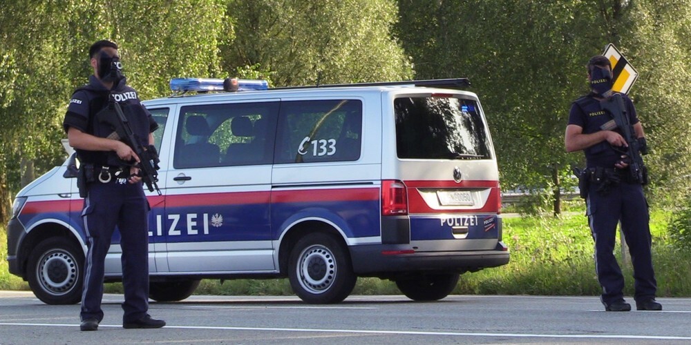 Innert kurzer Zeit konnte der Tatverdächtige von der Polizei verhaftet werden (Symbolbild)