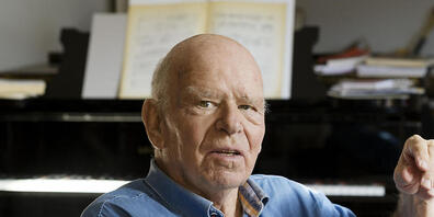 Der Basler Komponist, Dirigent und Pianist Jürg Wyttenbach ist am Mittwoch im Alter von 86 Jahren in Basel gestorben.  (Archivbild)