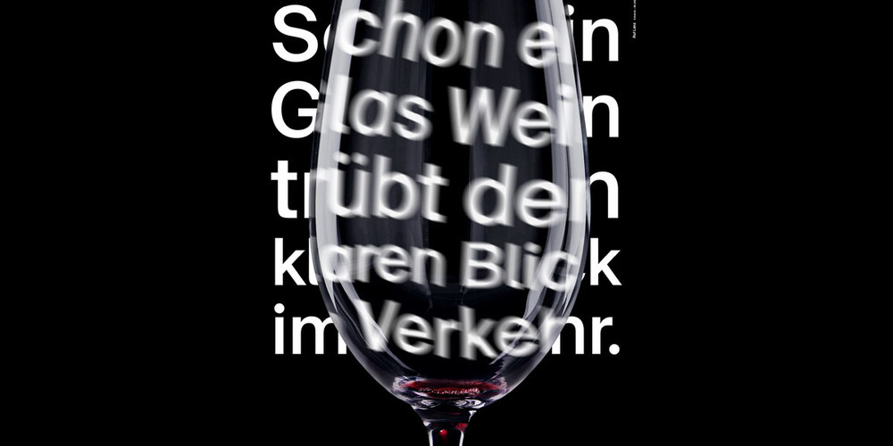 Dass Alkohol die Fahrfähigkeit beeinträchtigt, trifft auf alle Menschen zu. 