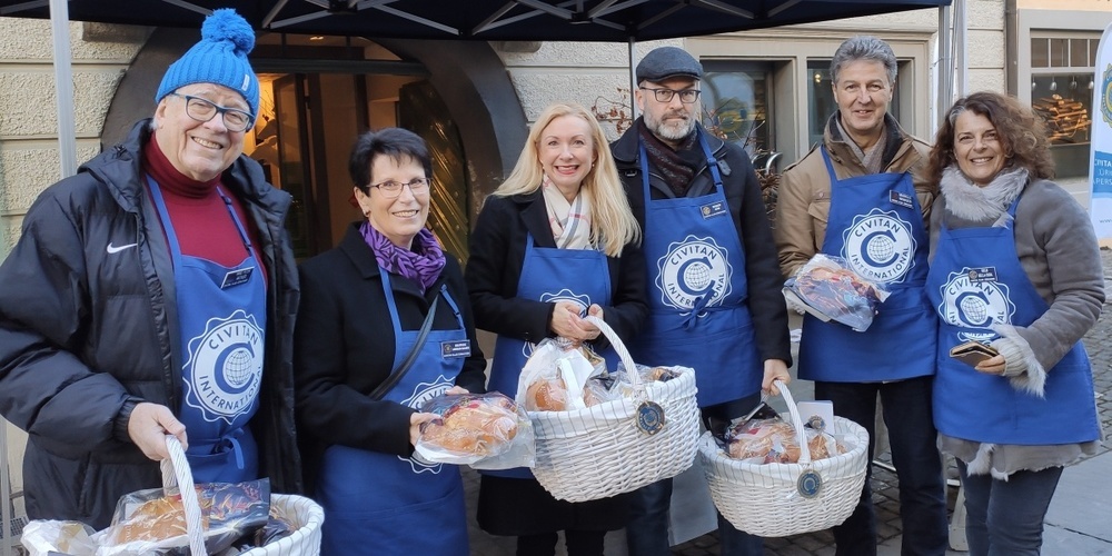 Am Stand an der Alpenstrasse 7 können Dreikönigskuchen am 5. und 6. Januar für einen guten Zweck gekauft werden.