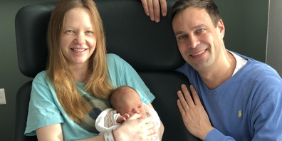 Bildlegende: Stephanie Jöhl und Matthias Freitag freuen sich über die Geburt ihres Sohnes Amadeus.