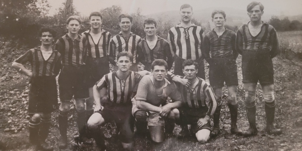 Das älteste archivierte Mannschafts-Foto aus den Anfangsjahren des FC Wetzikon, 1924.