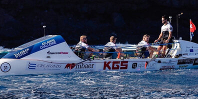 Das Schweizer Team "Swiss Raw" ist auf dem Weg zum Sieg auf dem Atlantik.