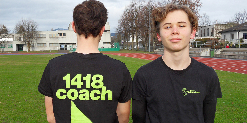 Als Hilfsleiter unterstützen Joshua Staub und Livio Brusetti den FCLA mit viel Energie und Können. 