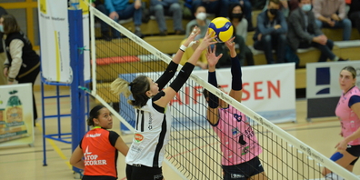Die starke Zuspielerin Uiato düpierte den Block von Raiffeisen Volley Toggenburg regelmässig.