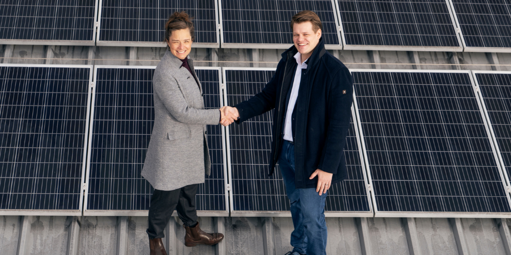 Freuen sich, zusammen den Markt für qualitatives und standardisiertes Monitoring weiter anzukurbeln: Sabine von Stockar (Minergie) und Pascal Welti (NeoVac).