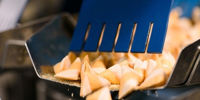 Paddies sind in drei Geschmacksrichtungen erhältlich: Käse, Toffee und Erdnussbutter, alle mit einem Dip im Inneren.