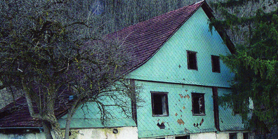 Im Weiler Loch in Vilters baute Franz Kunz links an sein Elternhaus ein Stickereilokal an.