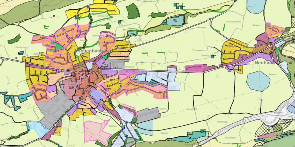 Beispiel Raumplanung: Markierte Planungszonen und Nutzungsplanungen im Raum Eschenbach bis Neuhaus.