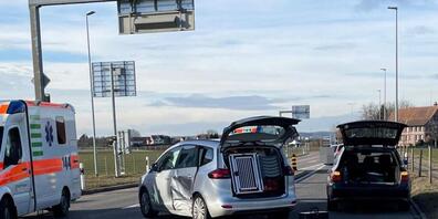 Bei einem Verkehrsunfall wurden in Egnach TG vier Personen verletzt.