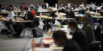 Der St. Galler Kantonsrat will den Staatshaushalt bis 2024 um 70 Millionen Franken entlasten. (Archivbild)