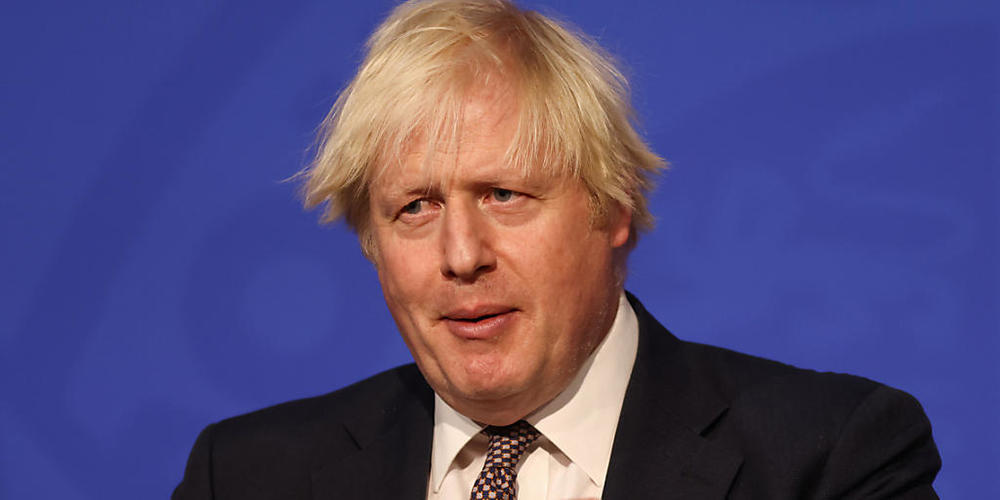 Boris Johnson, Premierminister von Großbritannien, spricht während einer Pressekonferenz zur Corona-Lage in dem Land in der Downing Street. Foto: Tom Nicholson/PA Wire/dpa