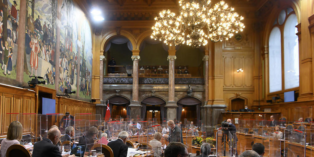 Das Covid-19-Gesetz kommt erneut ins Parlament. Am Mittwoch debattiert der Ständerat über die Verlängerung gewisser Bestimmungen, mit welchen Unternehmen oder von der Krise Betroffene unterstützt werden. (Symbolbild)