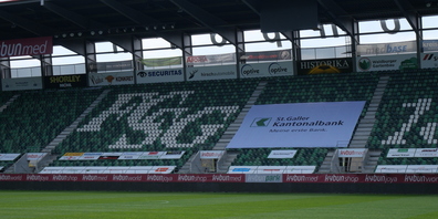 Die Stehplätze in den Sektoren D2 und D3 müssen aufgehoben werden