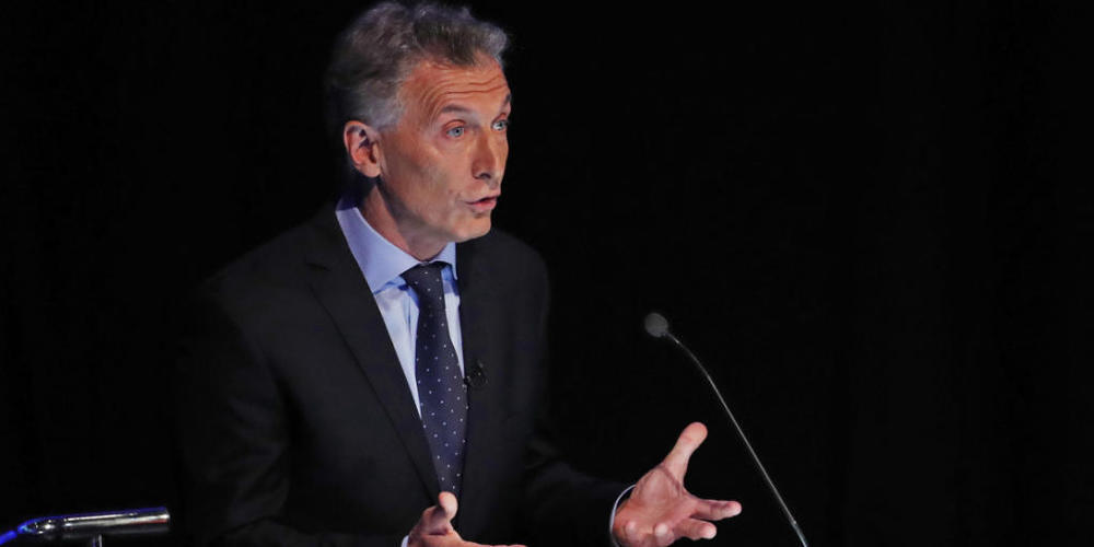 ARCHIV - Argentiniens Ex-Präsident Mauricio Macri spricht bei einer Präsidentschaftsdebatte 2019. Foto: Natacha Pisarenko/AP/dpa