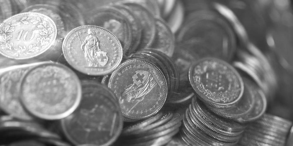 Das Omikron-Virus sorgt an der Börse für Verluste. (Symbolbild)