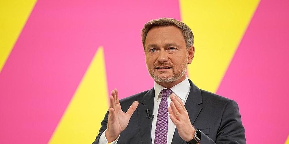 Christian Lindner, Parteivorsitzender der FDP, spricht beim Parteitag der FDP. Foto: Michael Kappeler/dpa