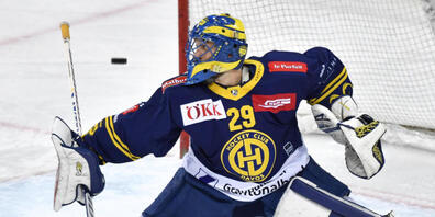 Der Davoser Torhüter Sandro Aeschlimann liess sich im Heimspiel gegen Ambri nicht bezwingen