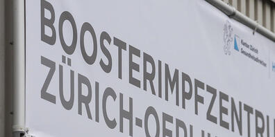 In Zürich-Oerlikon ist am Montag das erste Corona-Impfzentrum eröffnet worden, das nur Booster-Impfungen verabreicht. Ein zweites folgt am Mittwoch in Bülach.