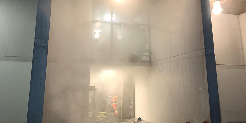 In einem 28-stöckigen Hochhaus in der Grosssiedlung Le Lignon in Vernier GE an der Rohne kam es in den vergangenen drei Tagen zu drei Bränden.