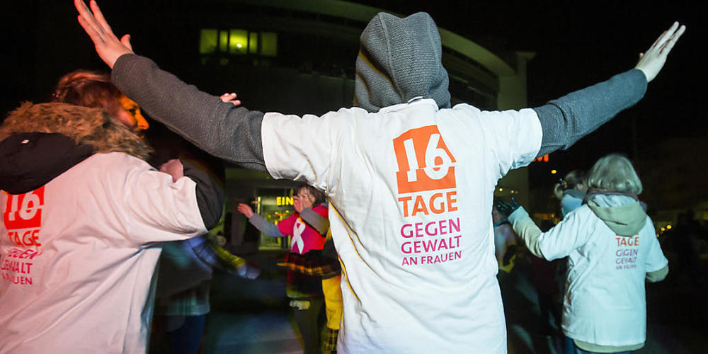 In über 150 Aktionen haben 200 Aktionen während 16 Tagen auf sexualisierte Gewalt aufmerksam gemacht.
