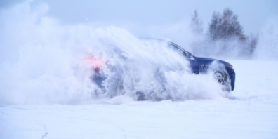 Drifter nutzen die schneebedeckten Strassen gerne aus