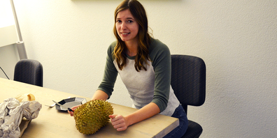 Die Durian ist bekannt für ihren fürchterlichen Geruch. Seinen Geschmack finden viele aber himmlisch. Zu welcher Gruppe gehört Online-Redaktorin Anouk?