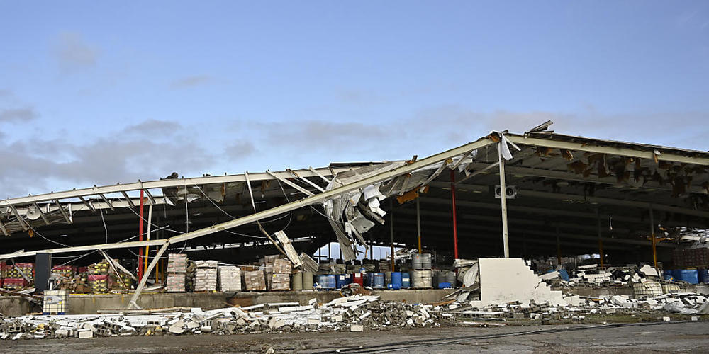 Tornados und Unwetter haben wie hier in Kentucky und weiteren Bundesstaaten katastrophale Schäden angerichtet sowie Menschenleben gefordert. Foto: Timothy D. Easley/AP/dpa