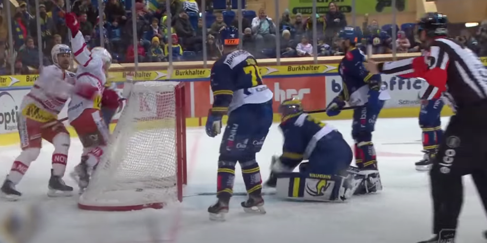 Dominic Lammer und Yannick-Lennart Albrecht bejubeln den verdienten Treffer zum 2:2-Ausgleich.