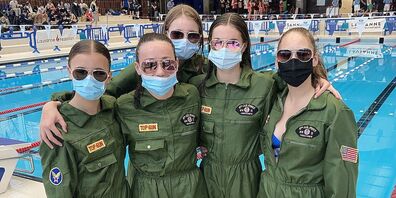 Xenia Waldburger, Rina Waldburger, Marielena Petersdorf, Janine Schelling und Mariella Anhorn vom Schwimmverein St.Gallen-Wittenbach