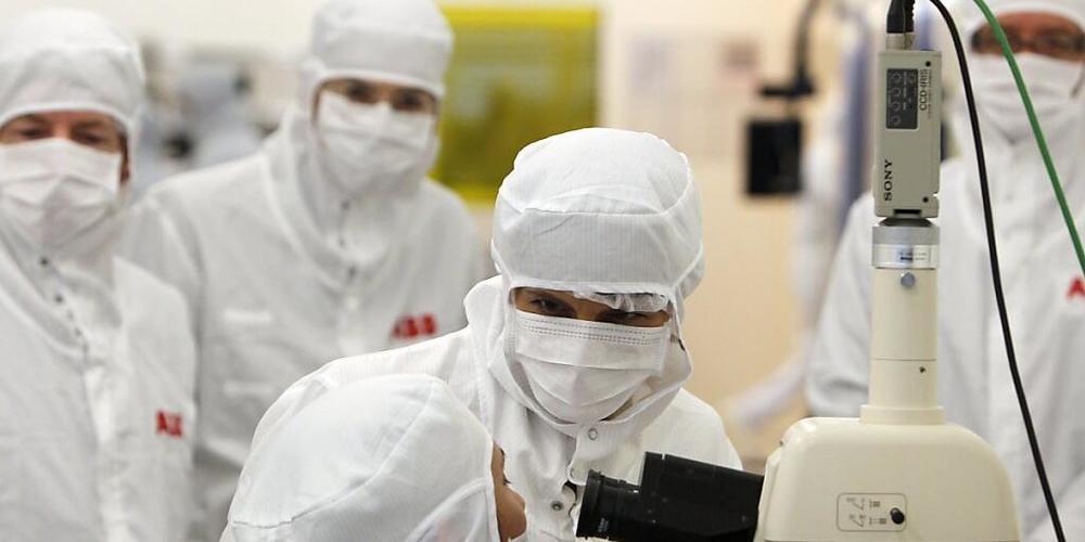 Unter dem ständigen Chipmangel haben etliche Branchen zu leiden. (Archivbild)